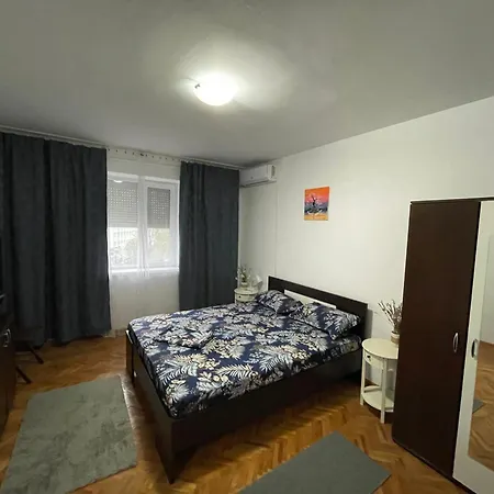 Nich مانغاليا